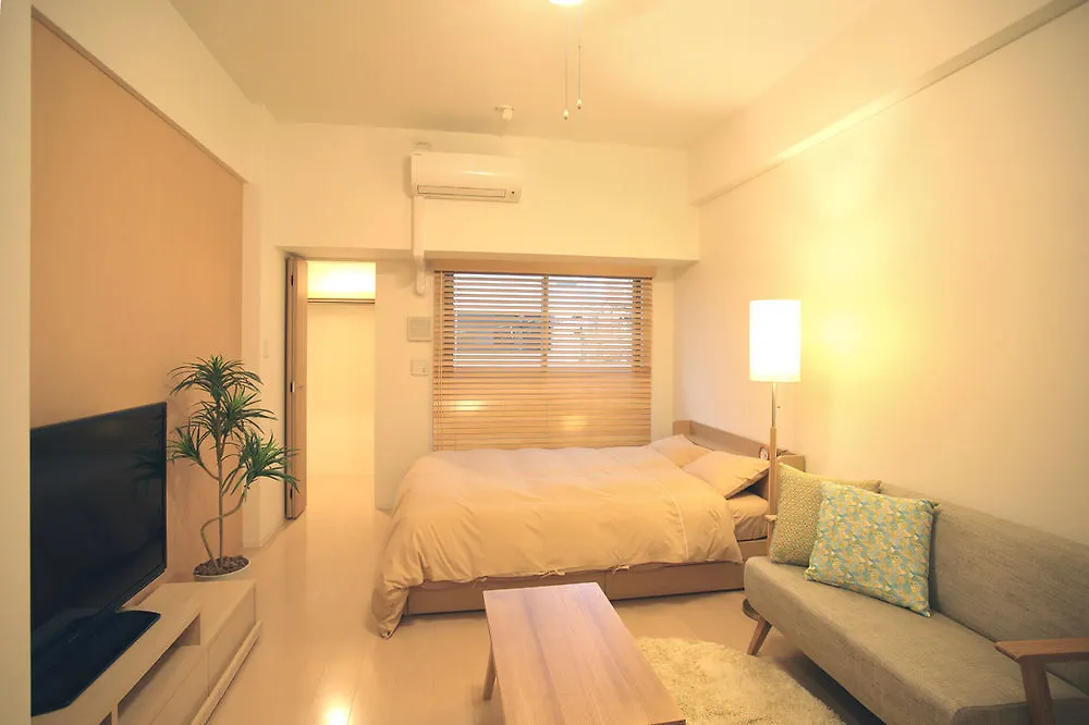 Serenite Umedakita Osaka 0*,  Japan